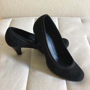 Italian Shoes, Size 8, Super Comfortable!